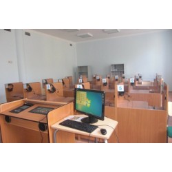 Лингафонный кабинет 